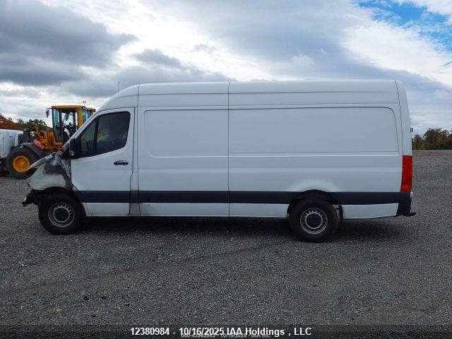 12380984 :رقم المزاد ، W1Y4KCHY1PP571324 vin ، 2023 Mercedes-benz Sprinter 2500 مزاد بيع