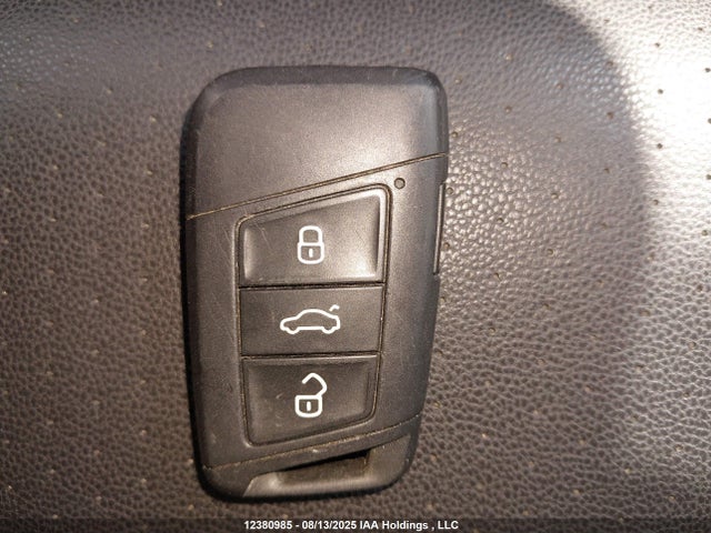 3VWE57BU5MM077611 Volkswagen tsi