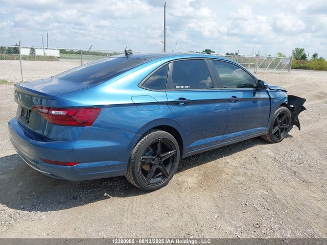 3VWE57BU5MM077611 Volkswagen tsi