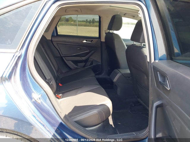 3VWE57BU5MM077611 Volkswagen tsi