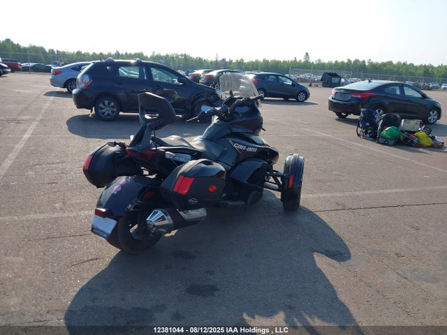 Can-Am 991 Etc 2014 2BXNCBC11EV000915 Image 4