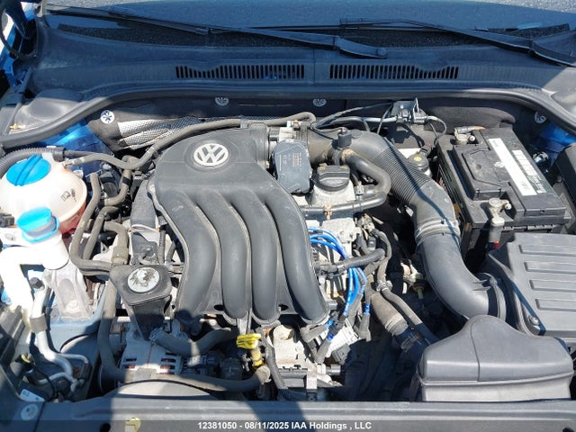 3VW2K7AJ0FM425238 Volkswagen 2015