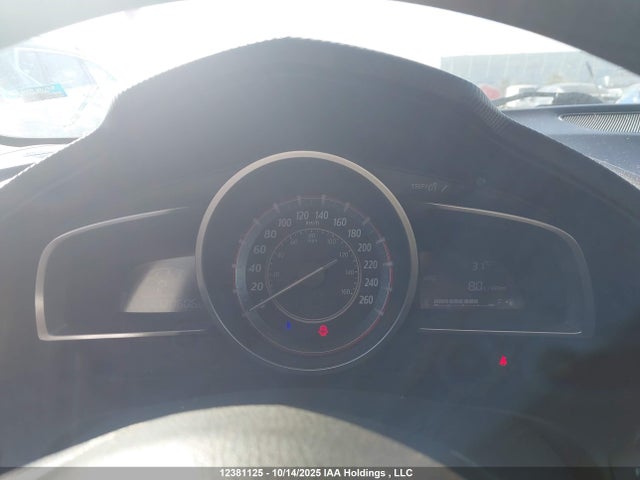 JM1BM1V76E1164945 Mazda pe