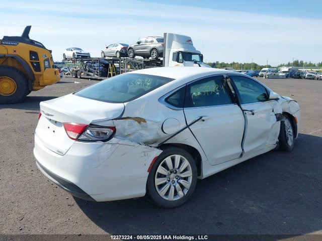 1C3CCCFB7GN187625 Chrysler 200