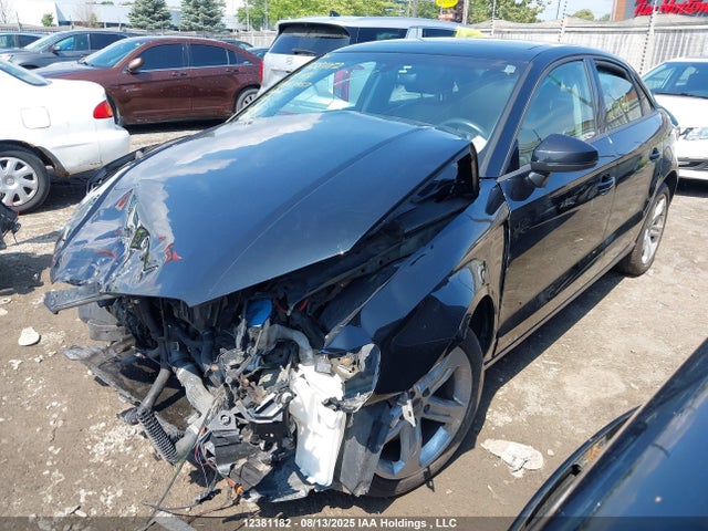 WAUB8GFF0J1053957 Audi A3