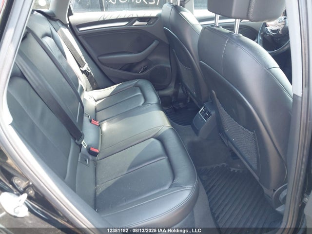 WAUB8GFF0J1053957 Audi A3