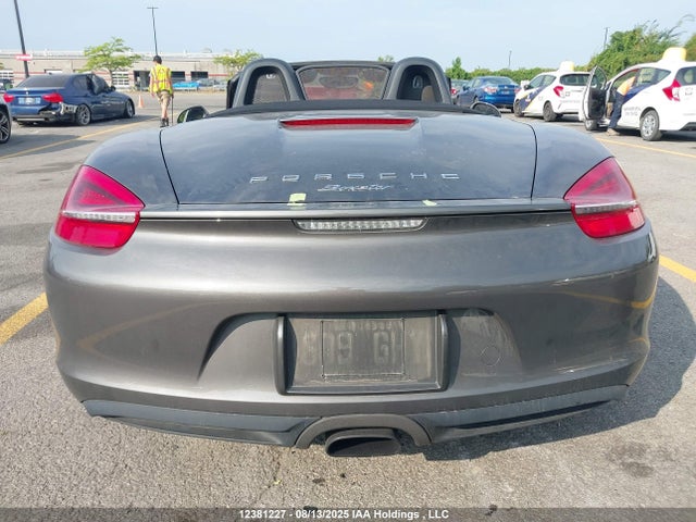 Porsche Boxster 2014 WP0CA2A89ES121308 Image 15