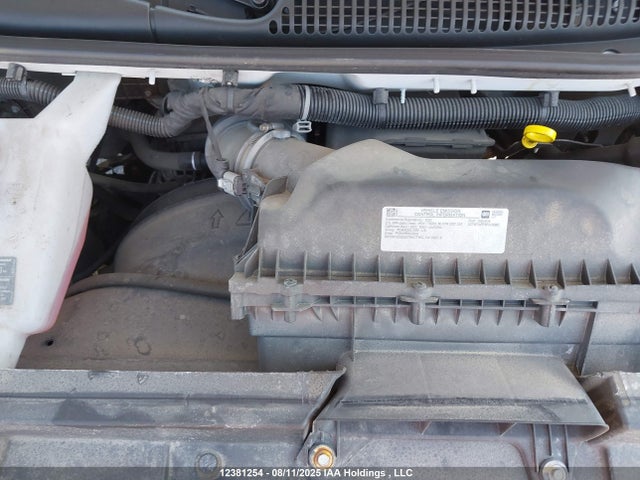 1GTW7AFP3P1136661 GMC lv1