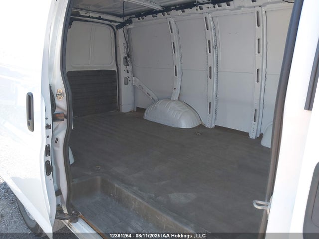 1GTW7AFP3P1136661 GMC lv1
