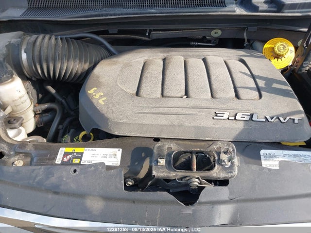 2C4RC1BG7GR101213 Chrysler Town and Country