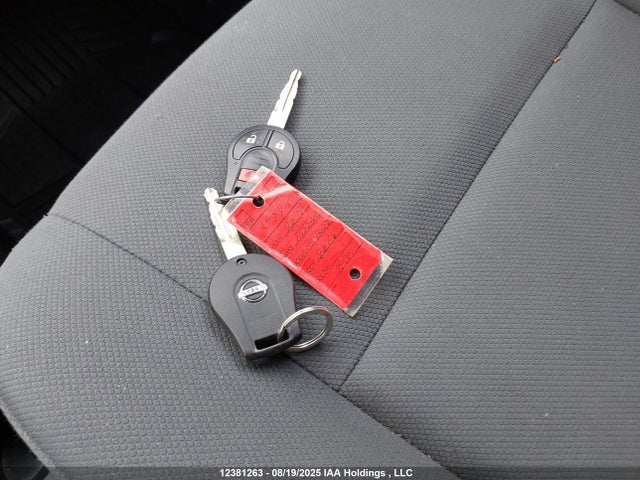 Nissan 2017 2017 3N6CM0KN3HK720601 Image 11