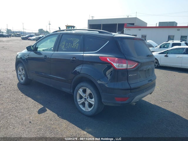 1FMCU9GX2GUC69043 Ford Escape
