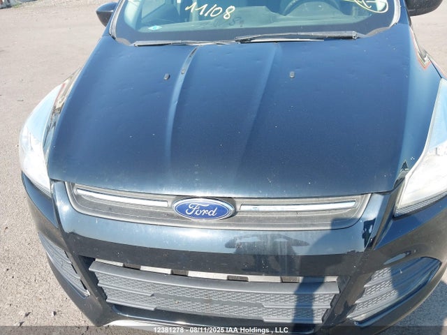 1FMCU9GX2GUC69043 Ford Escape