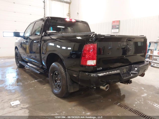 RAM 1500 2020 3C6RR7KT3LG312432 Image 3