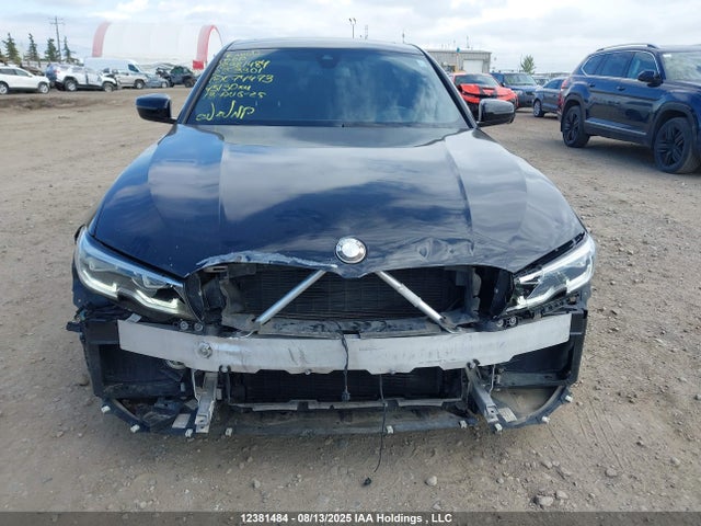 3MW5R7J00N8C74473 BMW 2022