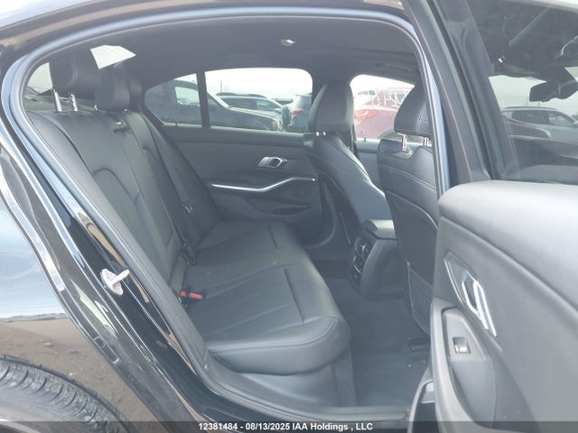 3MW5R7J00N8C74473 BMW 2022