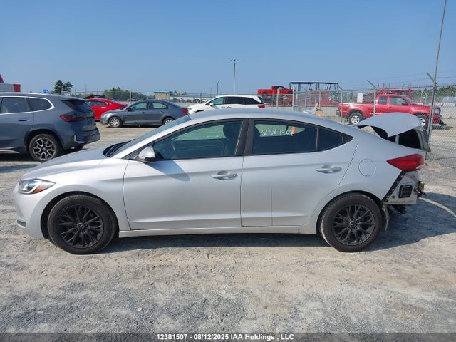 KMHD84LF7HU152973 Hyundai Elantra