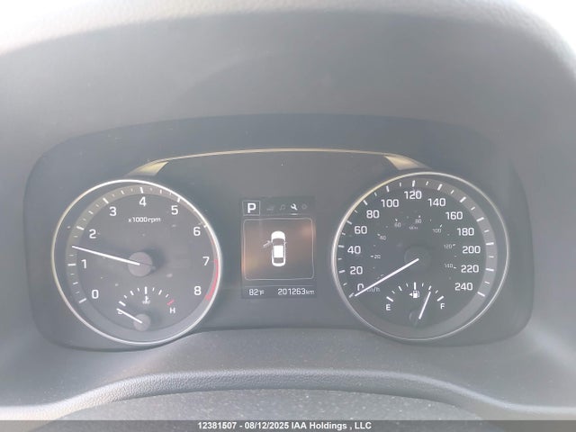KMHD84LF7HU152973 Hyundai Elantra
