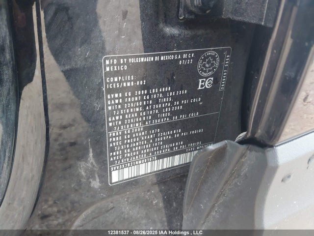 3VV3X7B21NM091575 Volkswagen tsi