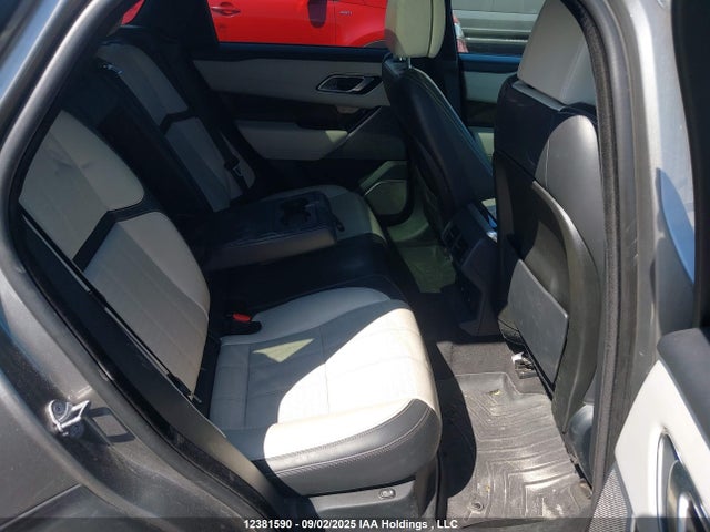 Land Rover aj126 2018 SALYM2RV3JA726215 Image 8