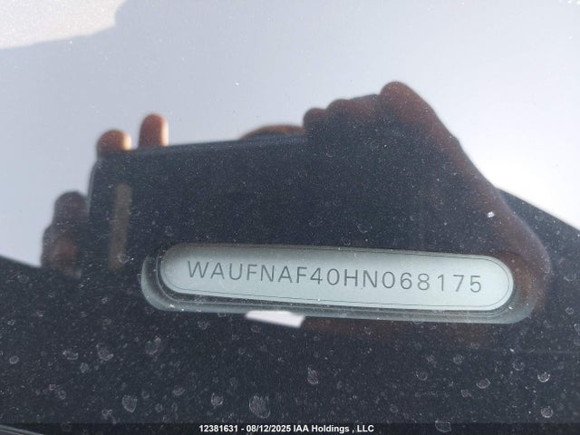 WAUFNAF40HN068175 Audi A4
