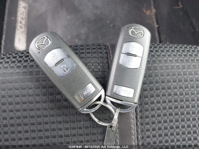 Mazda pe 2017 JM1BN1L71H1125636 Image 11