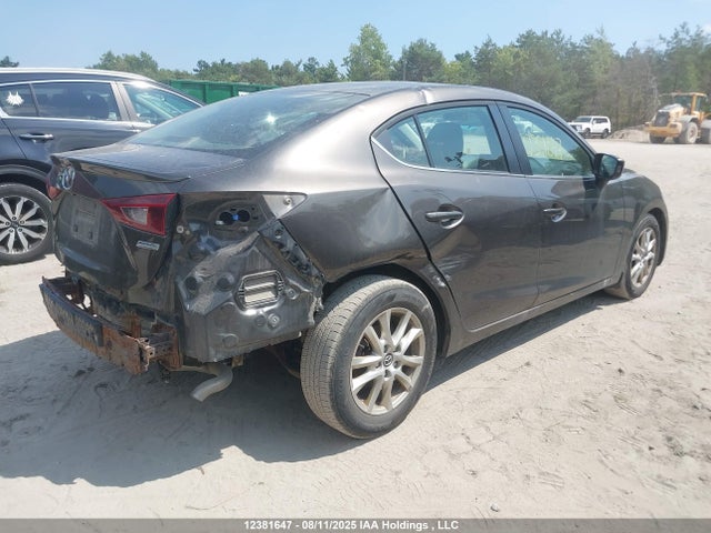 3MZBM1V75EM109256 Mazda pe
