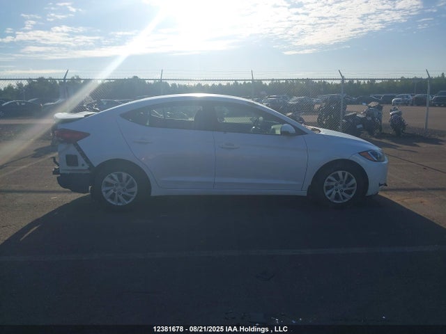 Hyundai 2017 2017 5NPD74LF8HH142387 Image 13