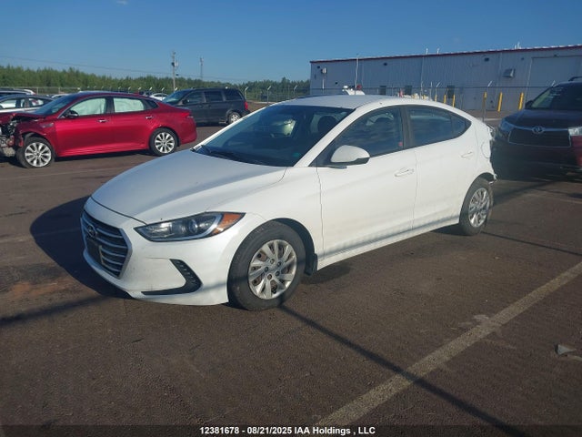 Hyundai 2017 2017 5NPD74LF8HH142387 Image 2