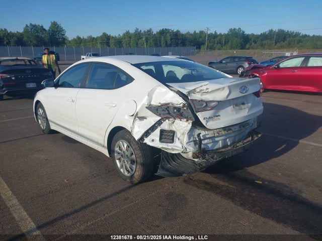 Hyundai 2017 2017 5NPD74LF8HH142387 Image 20