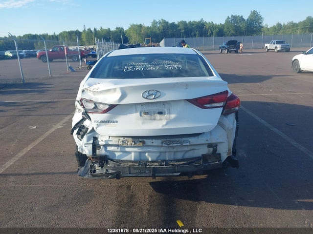 Hyundai 2017 2017 5NPD74LF8HH142387 Image 21