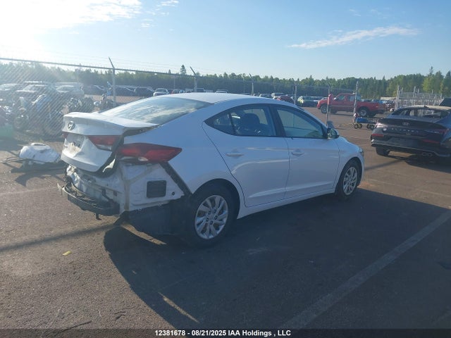 Hyundai 2017 2017 5NPD74LF8HH142387 Image 4