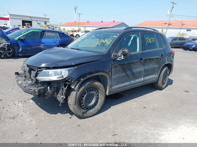 WVGJV7AX1FW590723 Volkswagen Tiguan