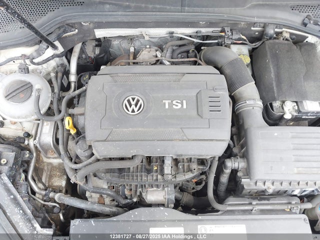 3VW217AU5HM017575 Volkswagen 1.8 tsi