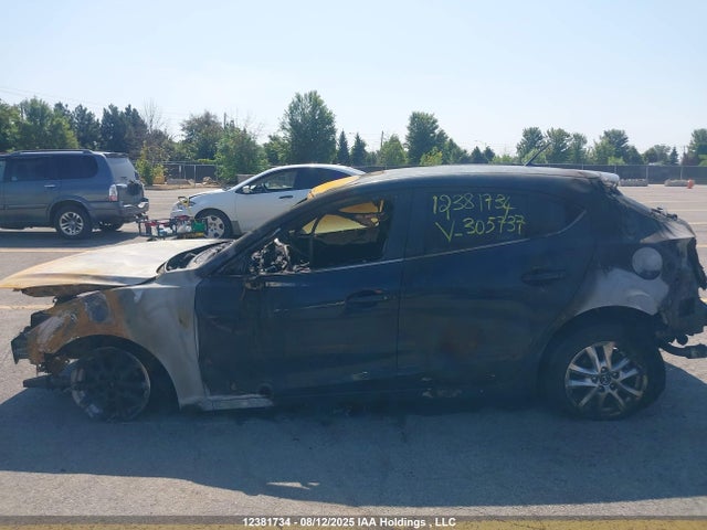 3MZBM1L77GM305737 Mazda 3 TOURING