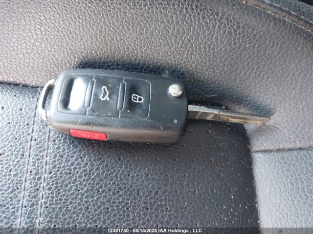 1VWBV7A35FC026772 Volkswagen 2015