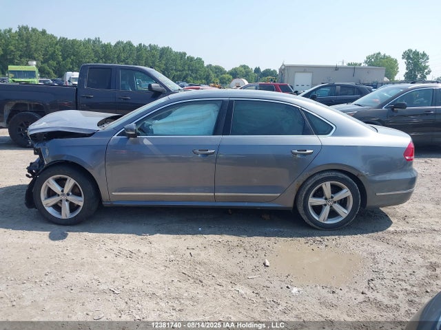 1VWBV7A35FC026772 Volkswagen 2015