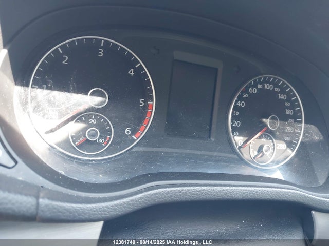 1VWBV7A35FC026772 Volkswagen 2015