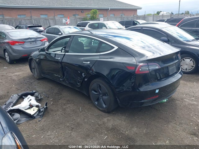 5YJ3E1EA6KF413938 Tesla MODEL 3