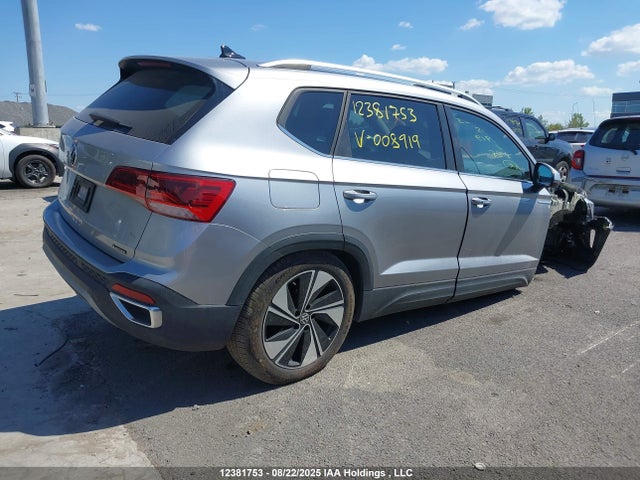 3VVVX7B21RM008919 Volkswagen tsi