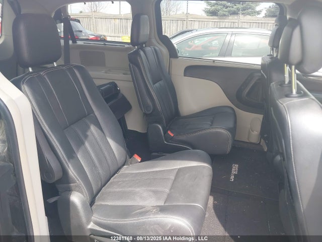 2C4RDGDG3HR830923 Dodge 2017