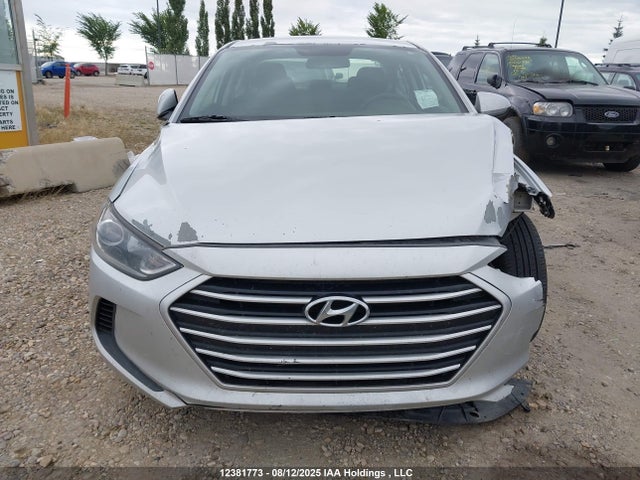 5NPD74LF1HH120165 Hyundai Elantra
