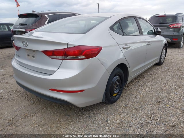 5NPD74LF1HH120165 Hyundai Elantra