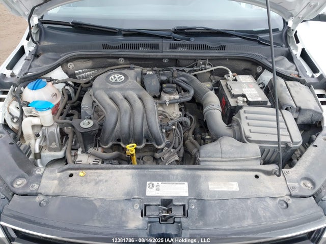 3VW2K7AJ1FM291212 Volkswagen 2015