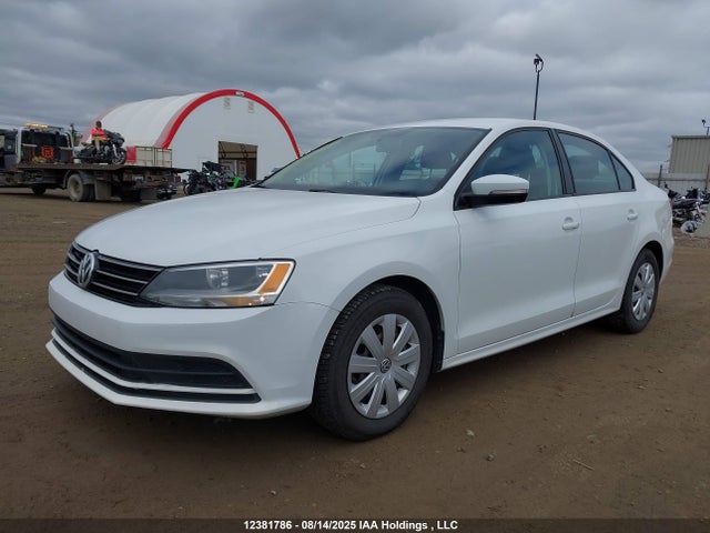 3VW2K7AJ1FM291212 Volkswagen 2015