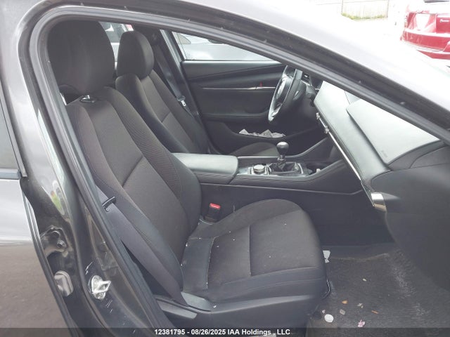 3MZBPAC77KM114254 Mazda pe