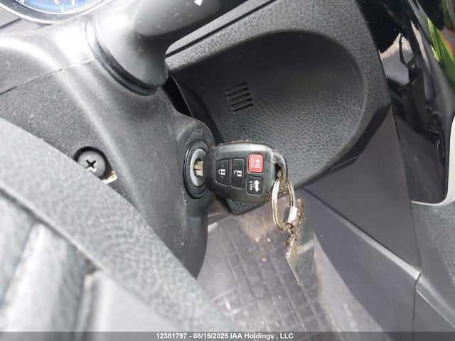 2T1BURHE9HC876696 Toyota 2zr-fe