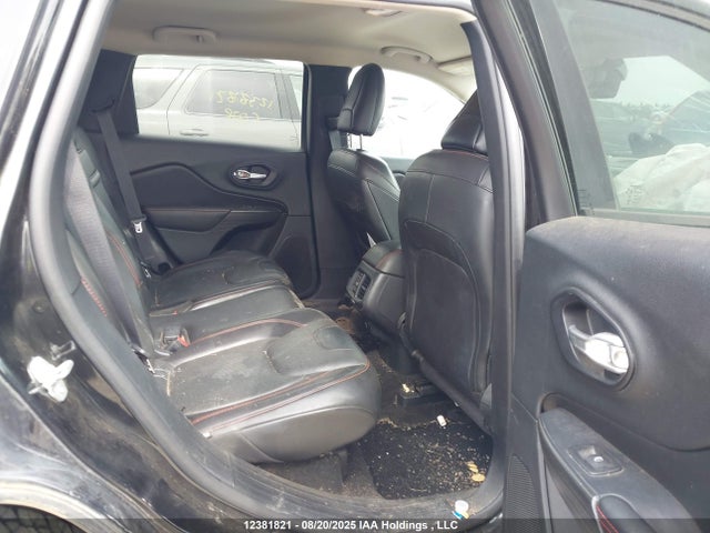 1C4PJMBS4FW713717 Jeep Cherokee