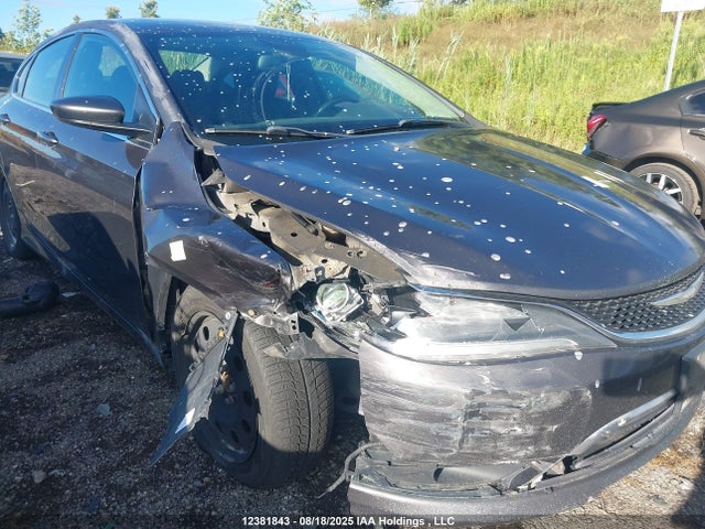 1C3CCCAG0FN740391 Chrysler 200