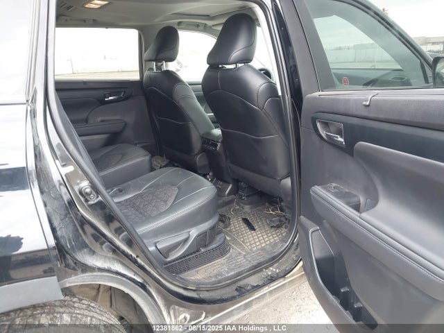 5TDKBRCH2RS621243 Toyota a25a-fxs